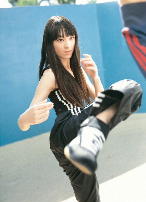 Chiaki Kuriyama083.jpg (121 KB)